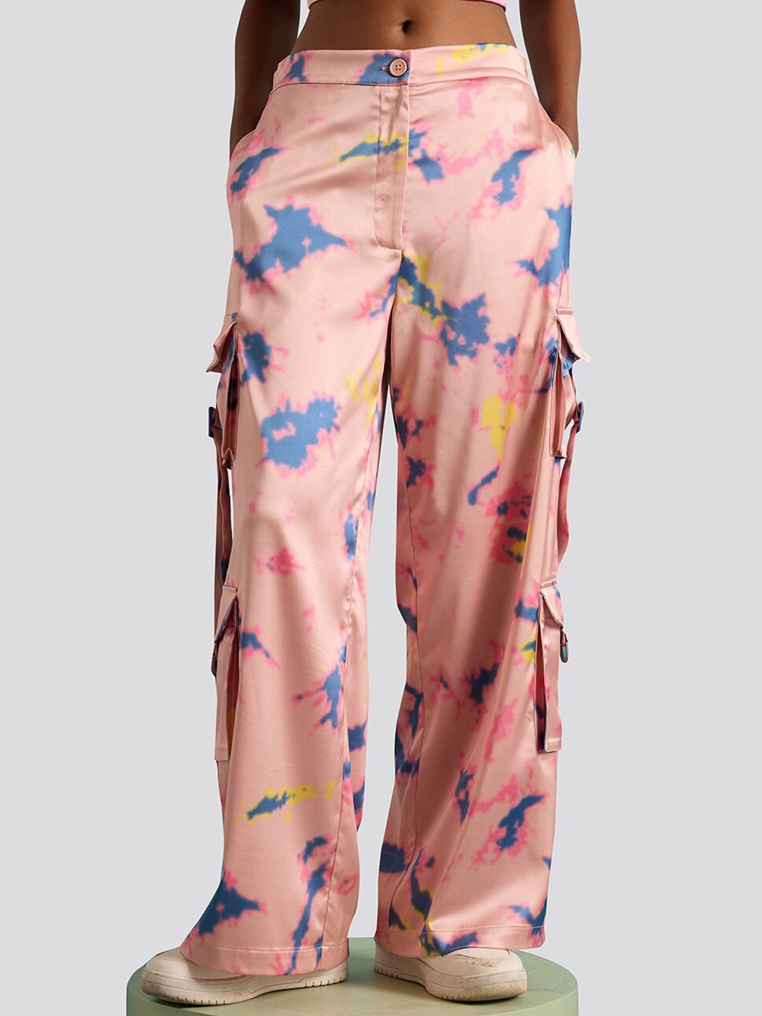 

Muvazo Women Abstract Printed Mid-Rise Comfort Wrinkle Free Cargos, Peach