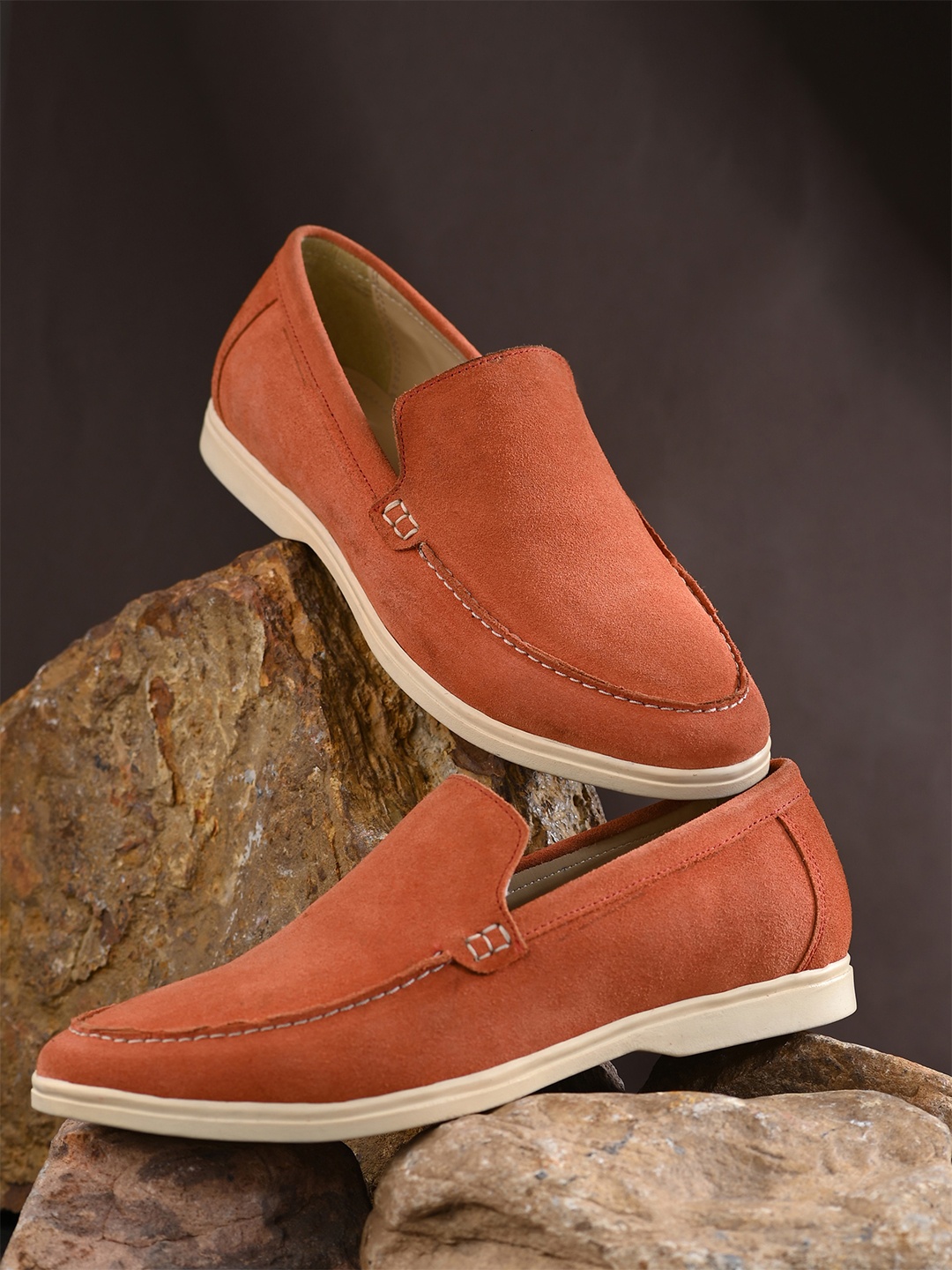 

CARLO ROMANO Men Suede Loafers, Orange