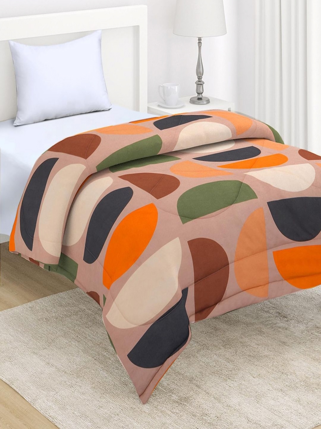 

HOKIPO Beige & Orange Geometric Microfiber AC Room 210 GSM Single Bed Comforter