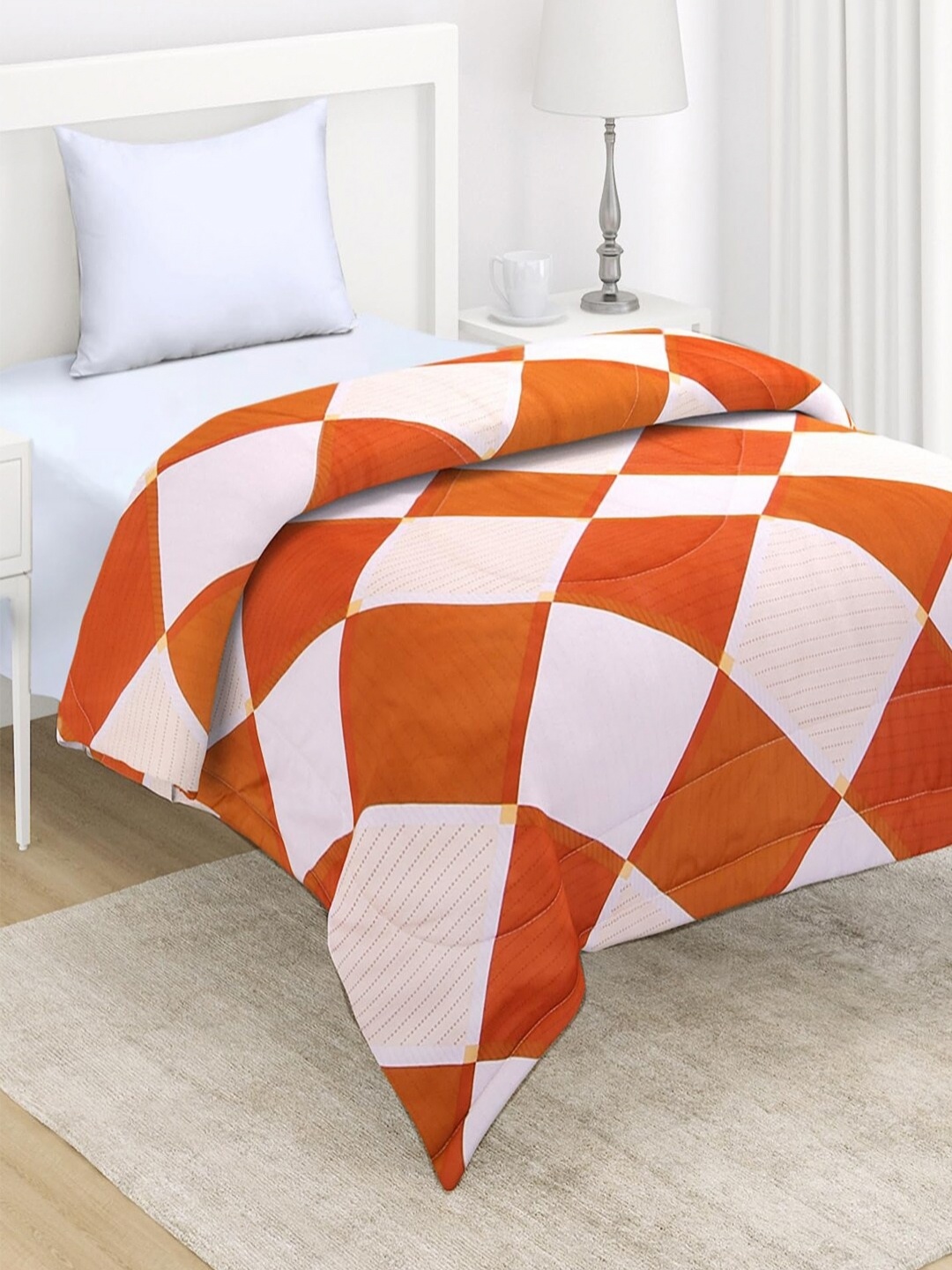 

HOKIPO Orange & White Floral Microfiber AC Room 210 GSM Single Bed Comforter
