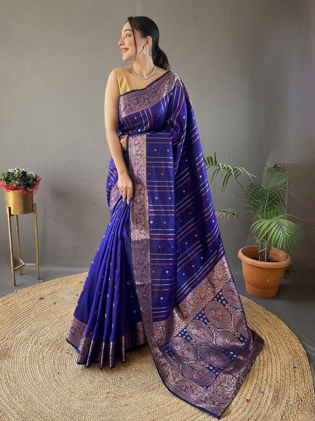 

Munir Woven Design Zari Silk Blend Banarasi Saree, Purple