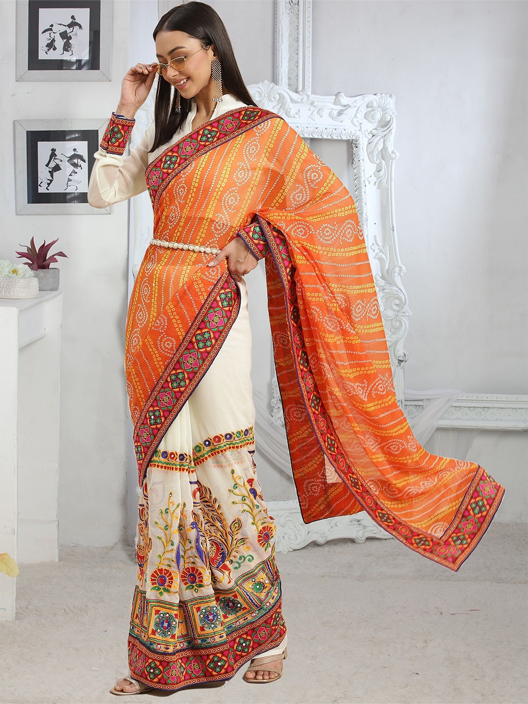 

RAJGRANTH Kutchi Embroidery Pure Georgette Half and Half Bandhani Saree, Orange