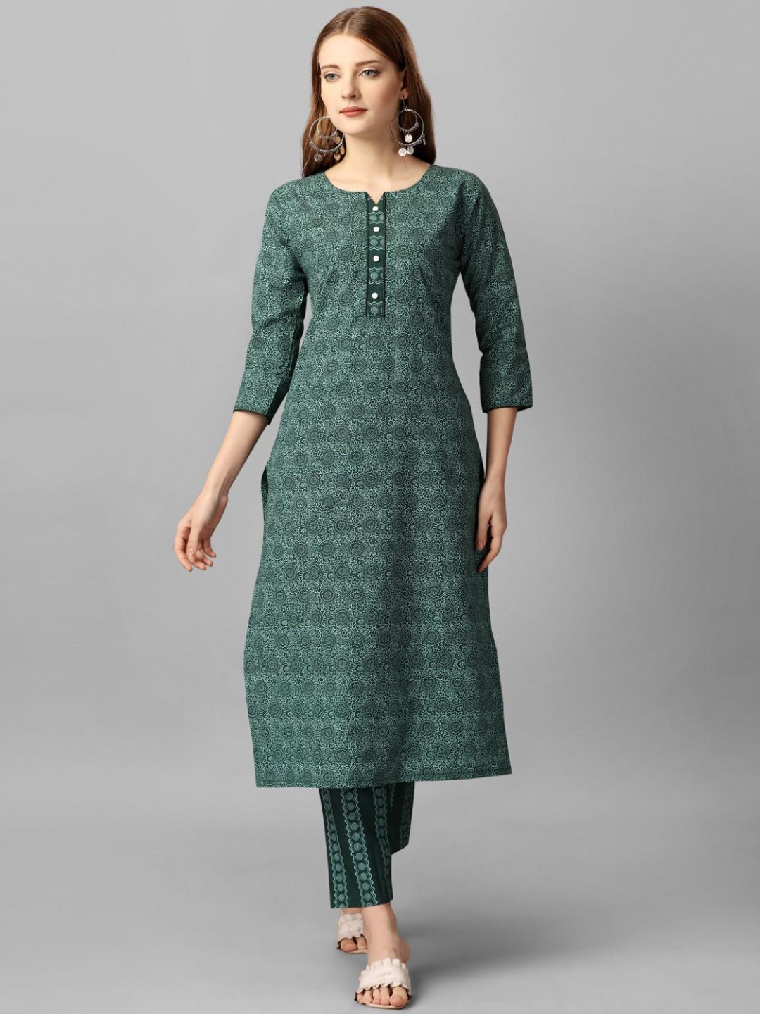 

FASHIRE Women Floral Printed Regular Pure Cotton Kurta with Trousers, Green