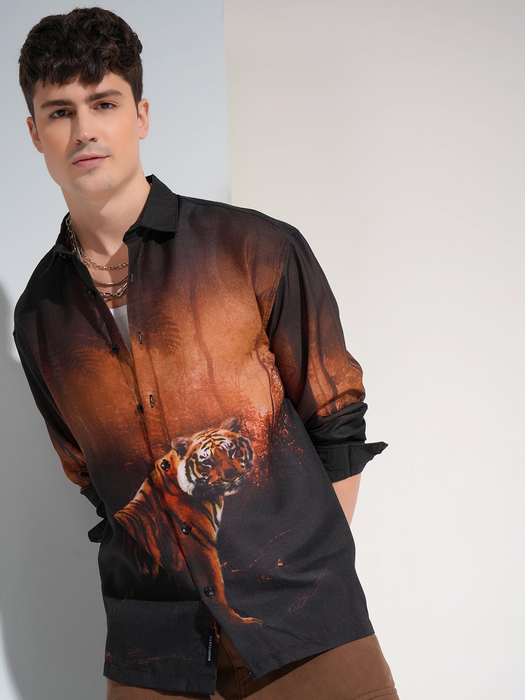 

HIGHLANDER Regular Collar Full Sleeve All Over Printed Oversized Shirt, Brown