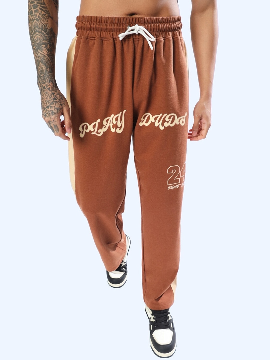 

WEARDUDS Men Pure Cotton Joggers, Brown