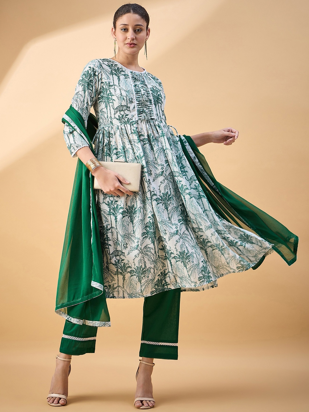 

all about you Women Printed Regular Kurta with Trousers & With Dupatta, Green