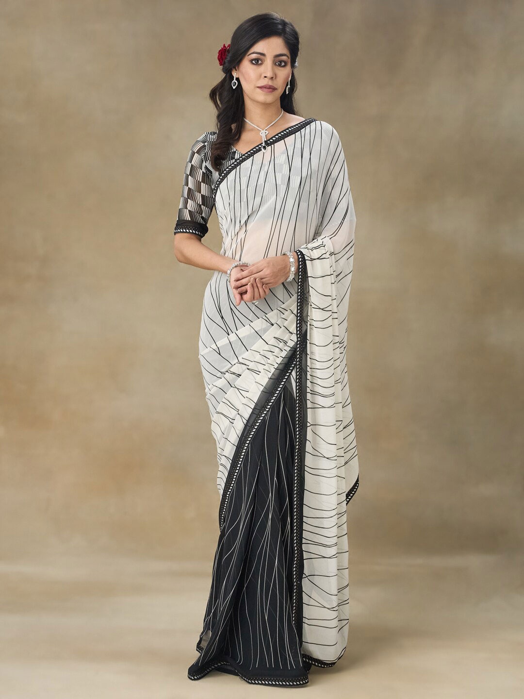 

FABMORA Half and Half Pure Chiffon Saree, White