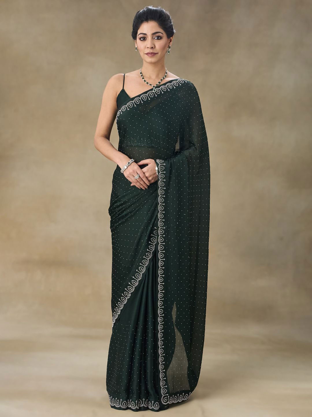 

FABMORA Embellished Beads and Stones Poly Chiffon Saree, Green