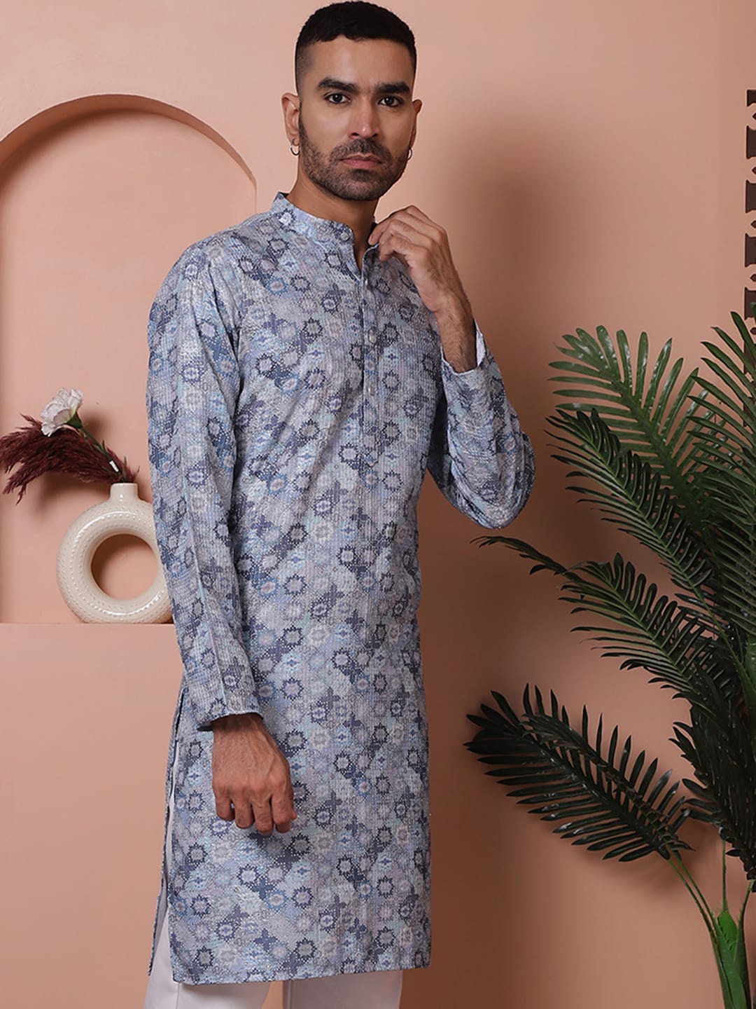 

Jompers Men Printed and Embroidered Kurtas., Grey