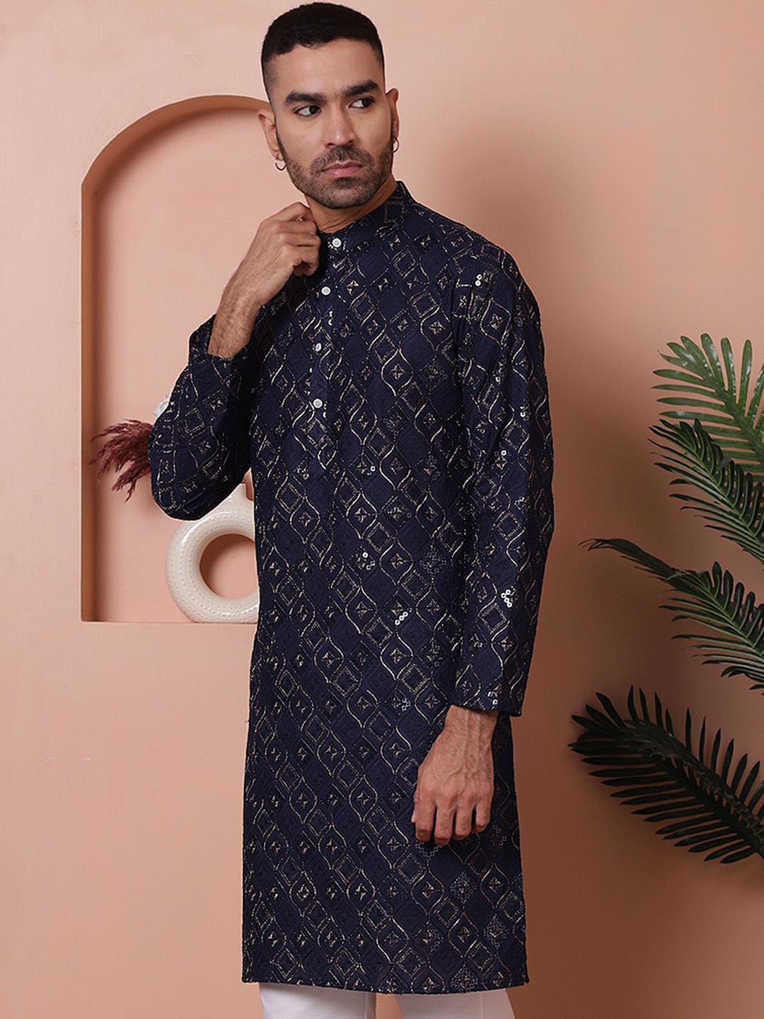 

Jompers Men Geometric Printed Thread Work Anarkali Kurta, Navy blue