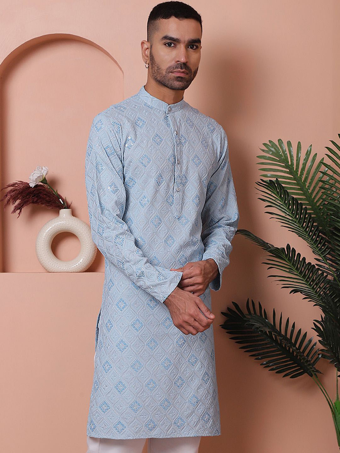 

Jompers Men Geometric Sequins and Embroidered Kurtas., Blue