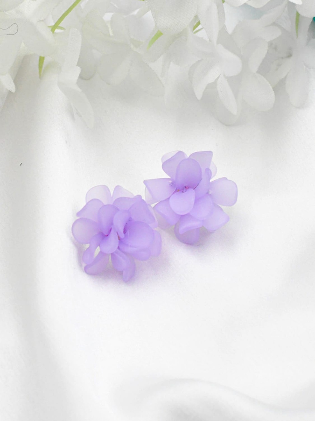 

ISHKAARA Floral Studs Earrings, Purple