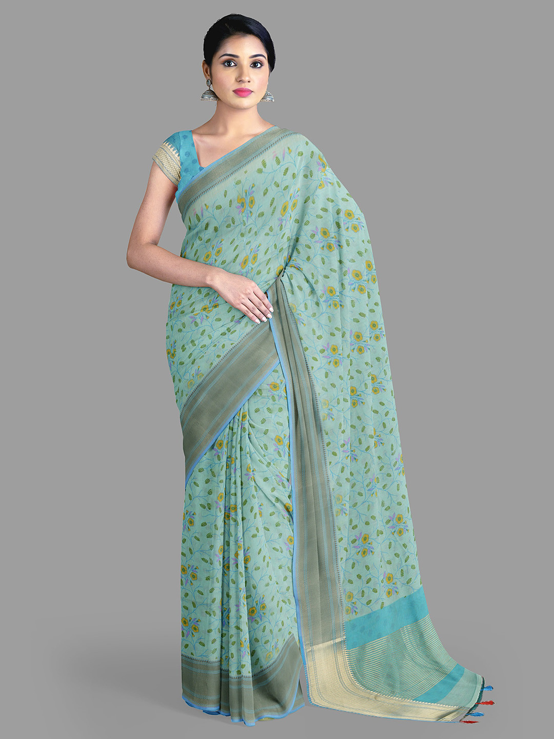 

The Chennai Silks Floral Zari Pure Cotton Saree, Green