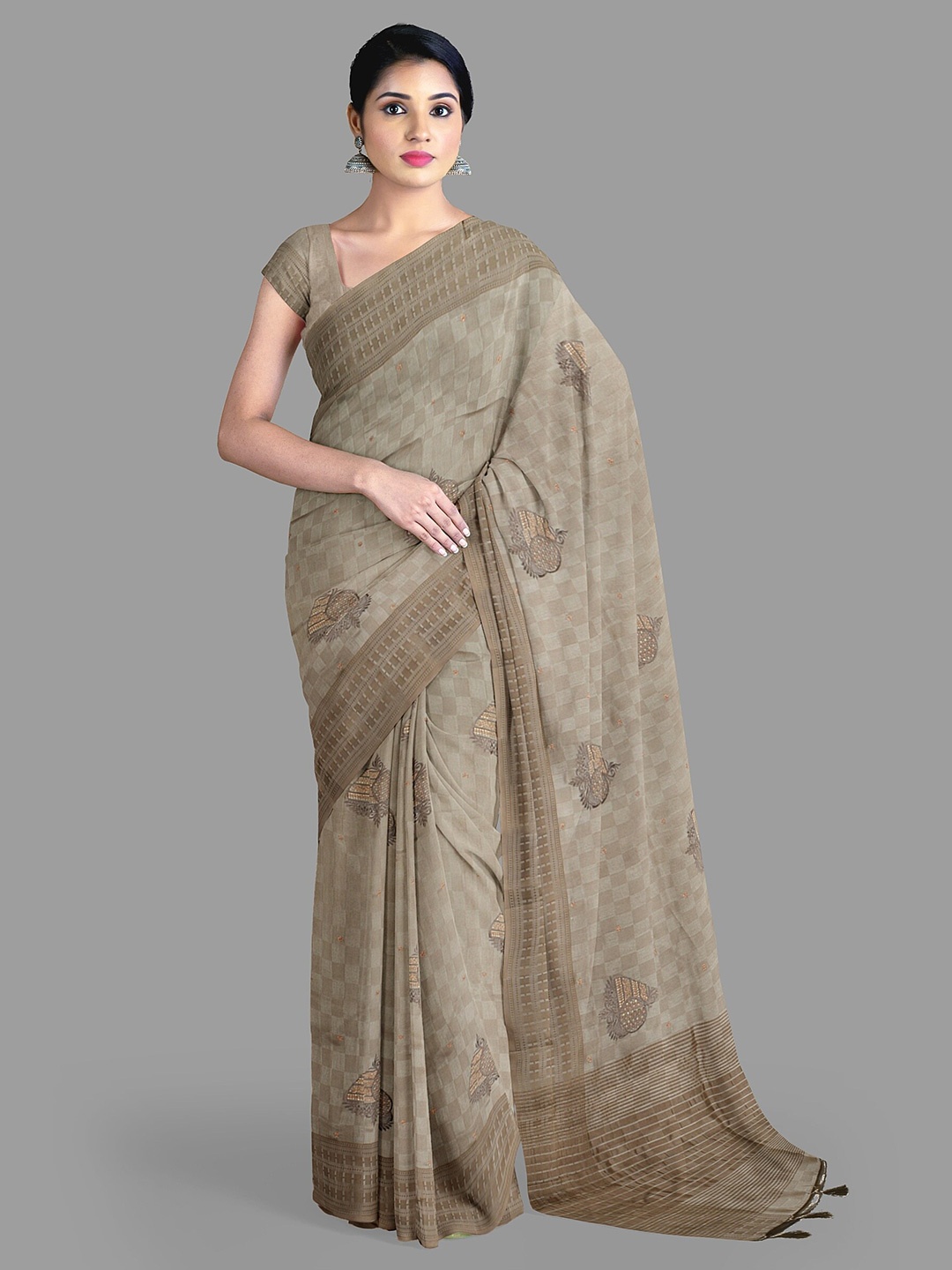 

The Chennai Silks Embroidered Jute Cotton Banarasi Saree, Brown