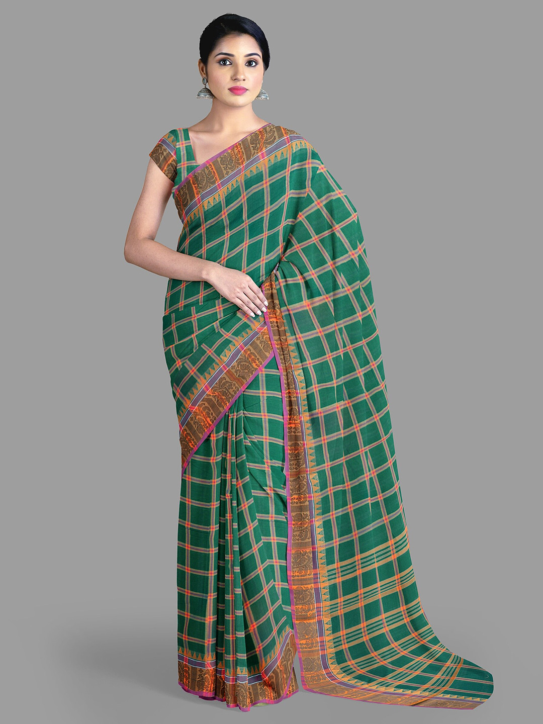 

The Chennai Silks Checked Zari Pure Cotton Chettinad Saree, Green