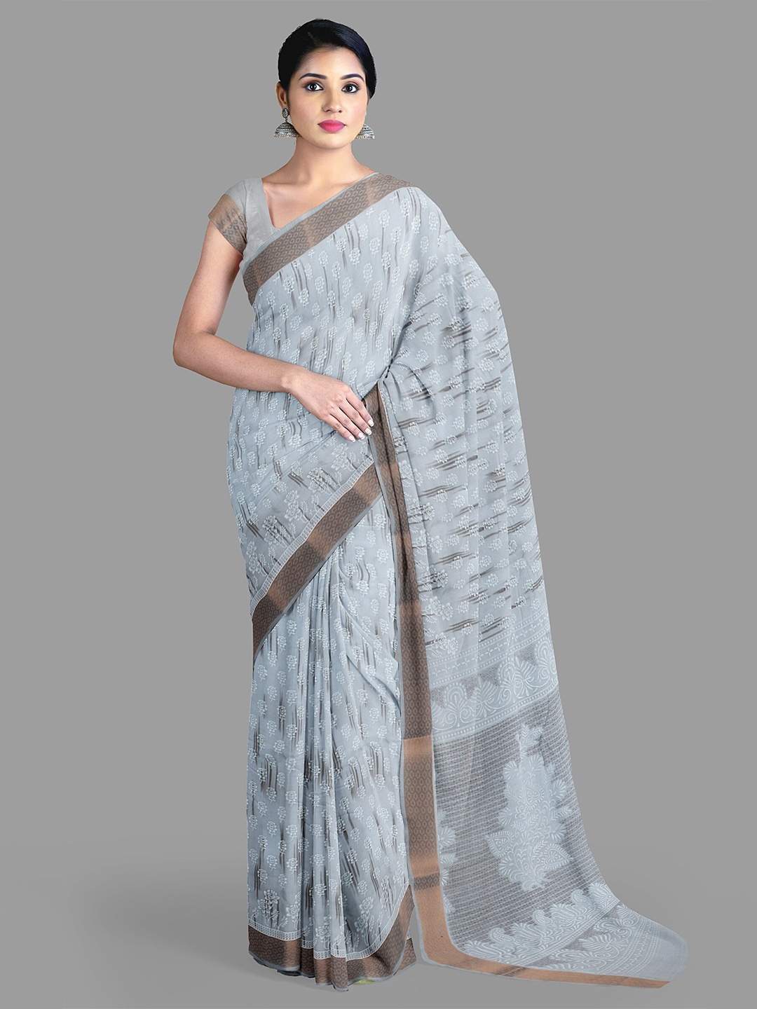 

The Chennai Silks Floral Zari Sambalpuri Saree With Blouse Piece, Grey