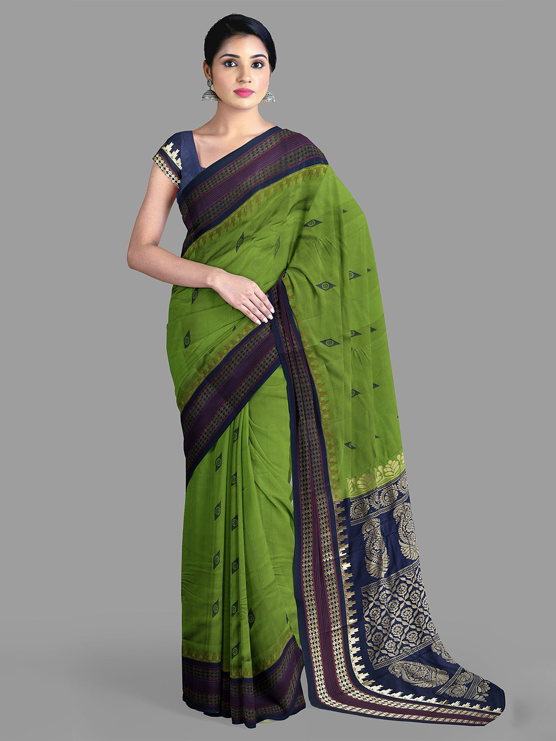 

The Chennai Silks Ethnic Motifs Zari Art Silk Saree With Blouse Piece, Green