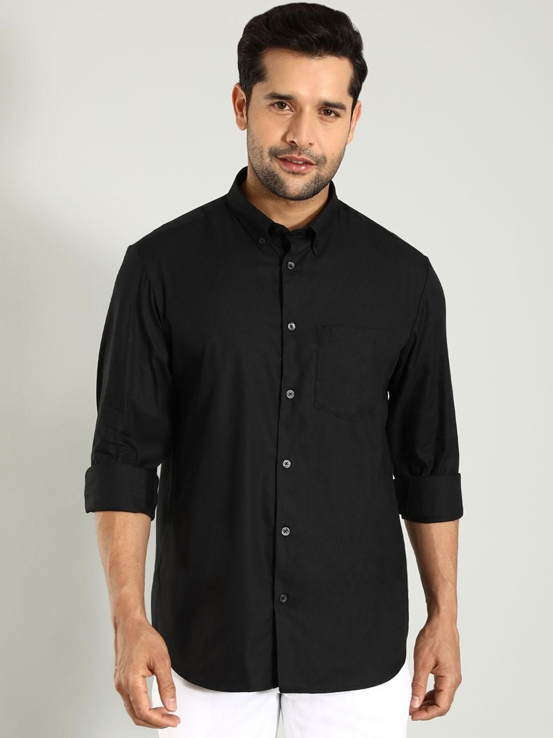 

Indian Terrain Men Classic Slim Fit Opaque Casual Shirt, Black