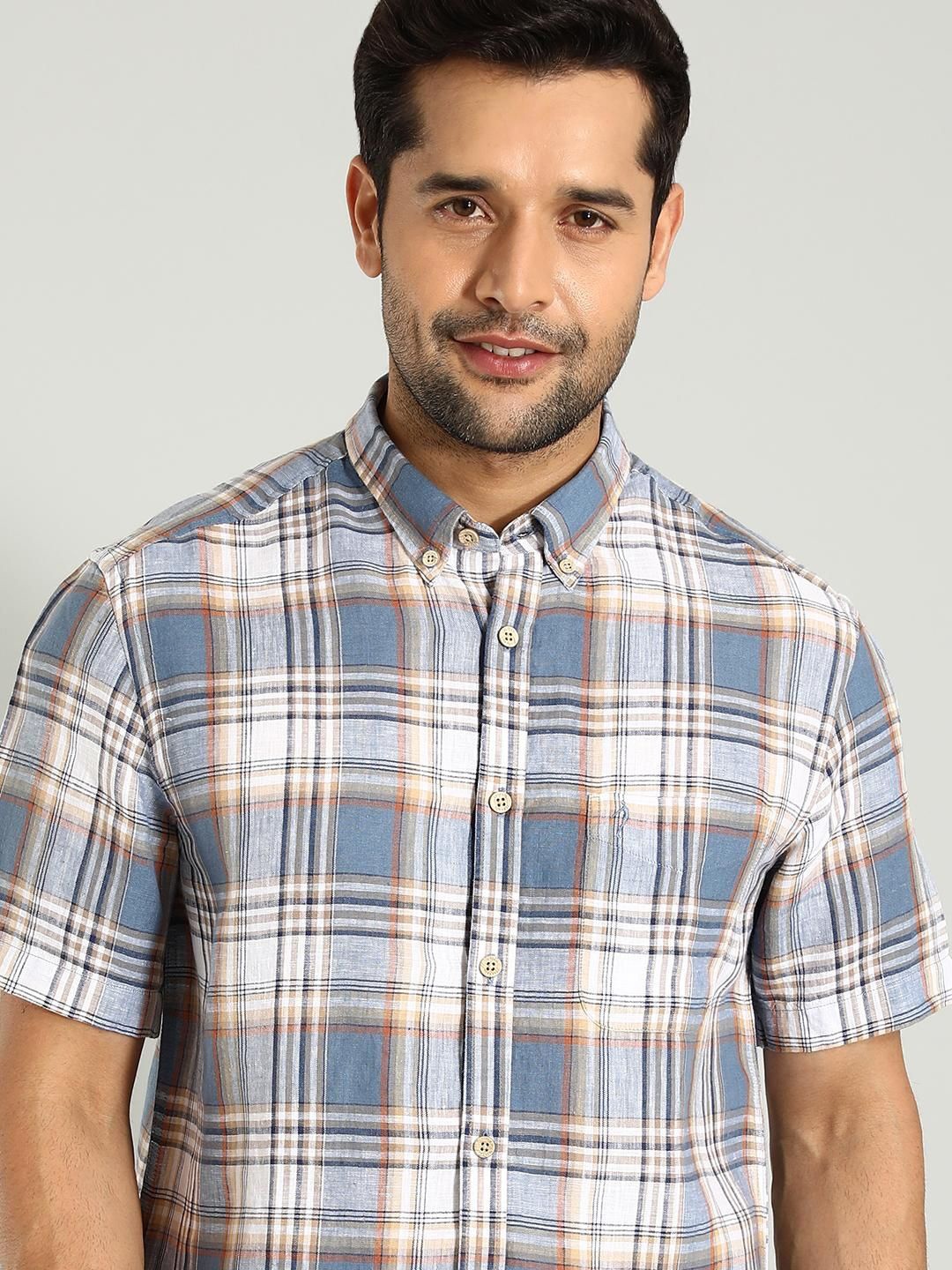 

Indian Terrain Men Classic Slim Fit Tartan Checks Opaque Checked Casual Shirt, Brown