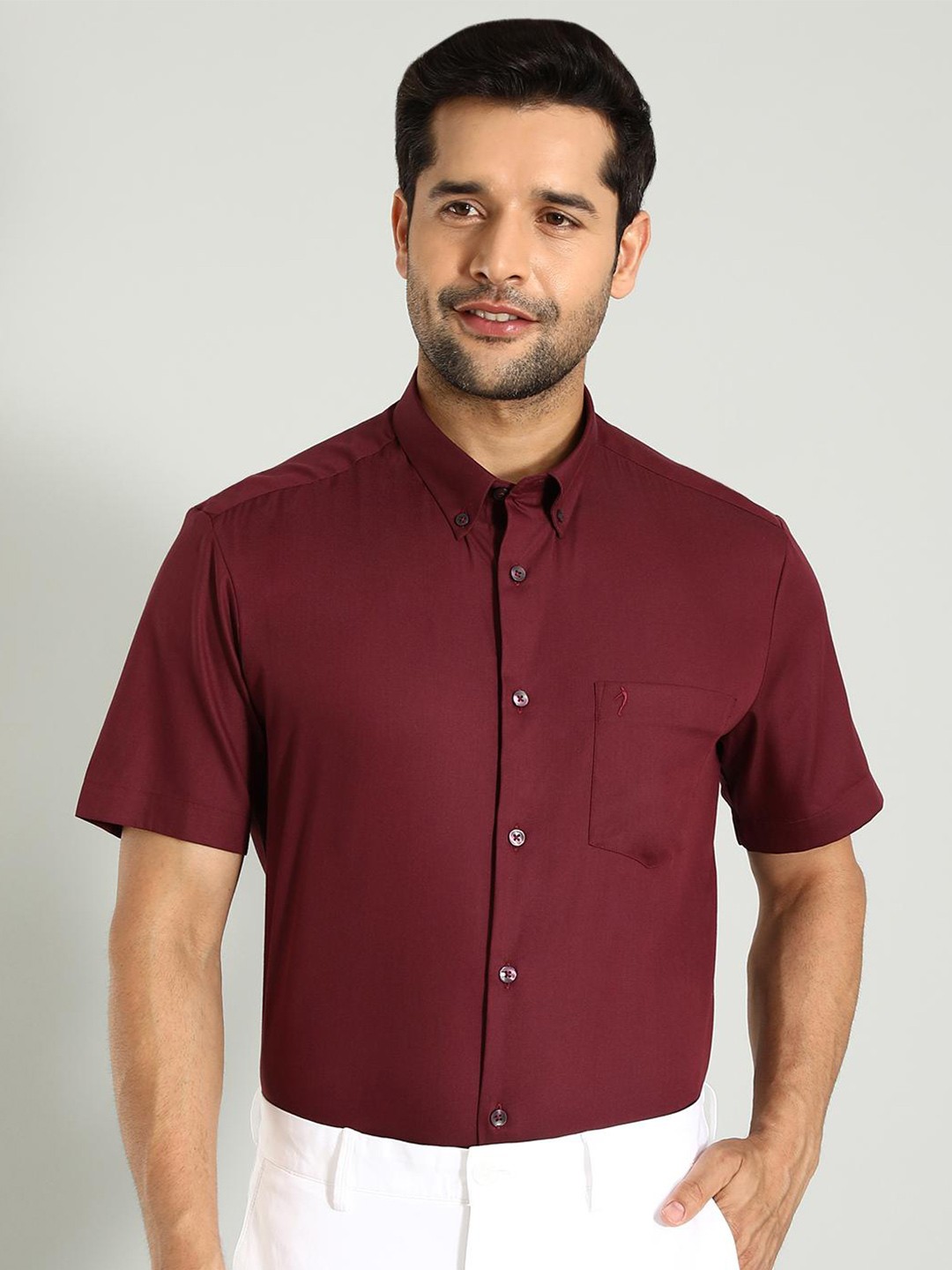 

Indian Terrain Classic Slim Fit Opaque Cotton Casual Shirt, Red