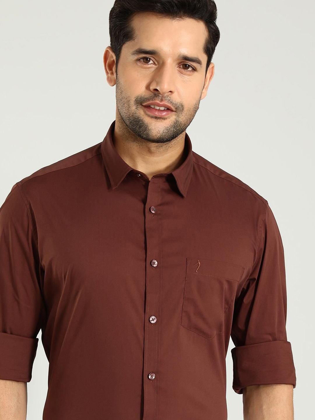 

Indian Terrain Men Classic Slim Fit Opaque Casual Shirt, Brown