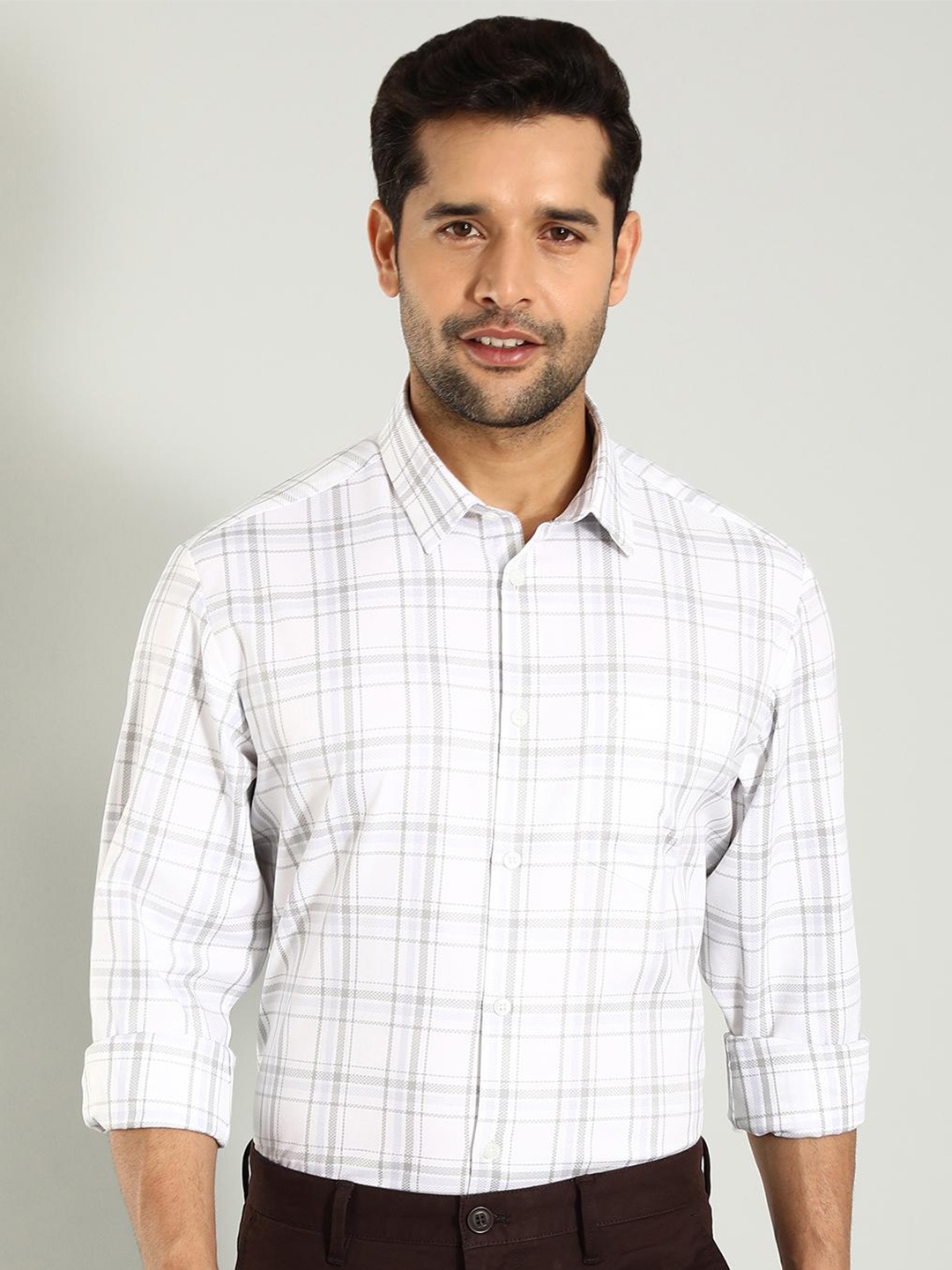 

Indian Terrain Tartan Checks Checked Classic Pure Cotton Slim Fit Casual Shirt, White