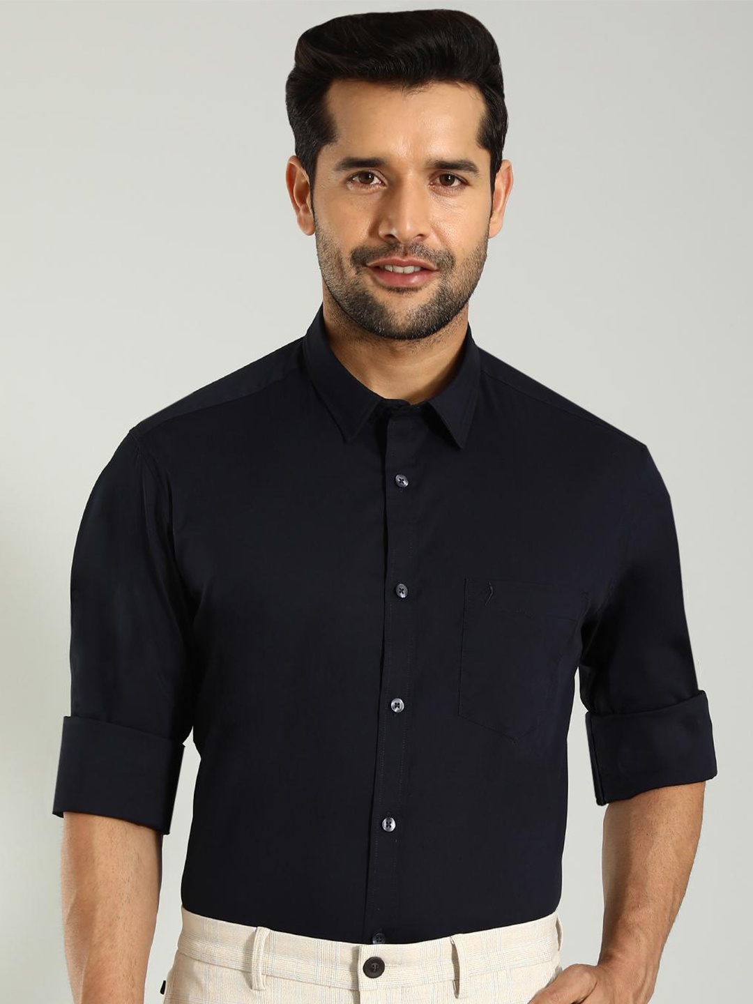 

Indian Terrain Spread Collar Classic Slim Fit Opaque Casual Shirt, Navy blue