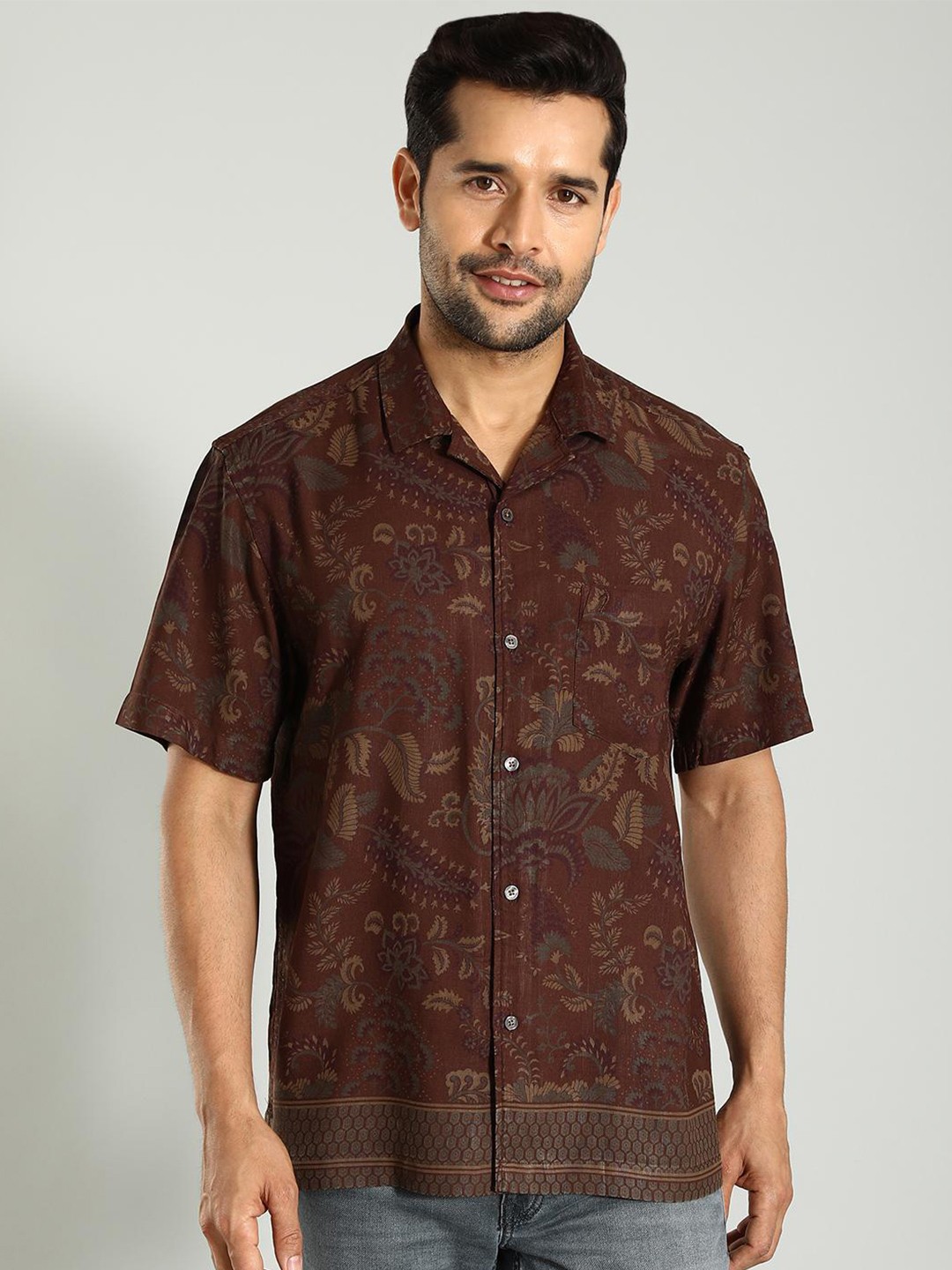 

Indian Terrain Floral Printed Classic Slim Fit Opaque Casual Shirt, Brown