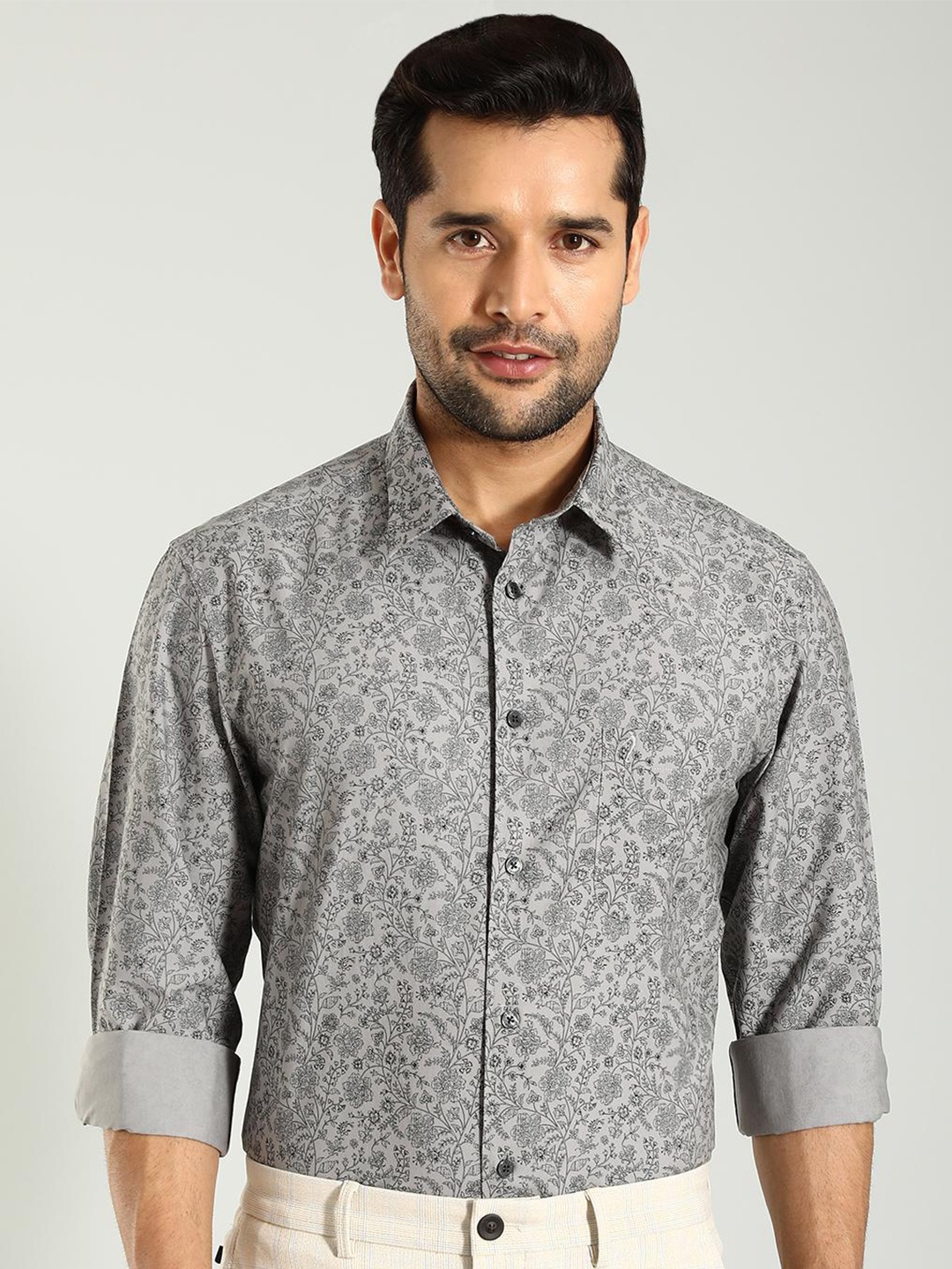 

Indian Terrain Classic Spread Collar Slim Fit Floral Printed Cotton Casual Shirt, Black