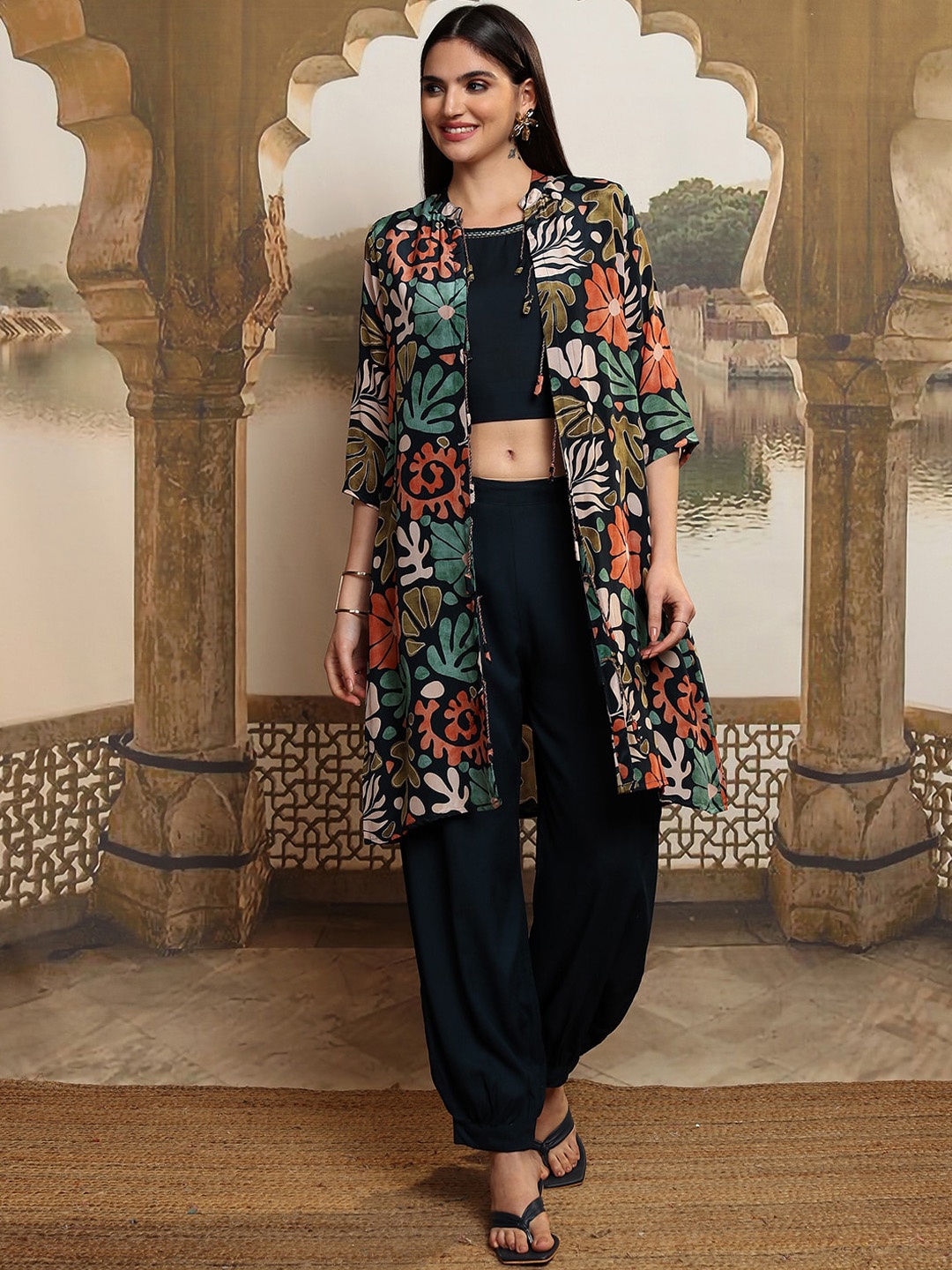 

Vishudh Women Printed Top & Pant With Floral Shrug Co-Ord Set, Navy blue