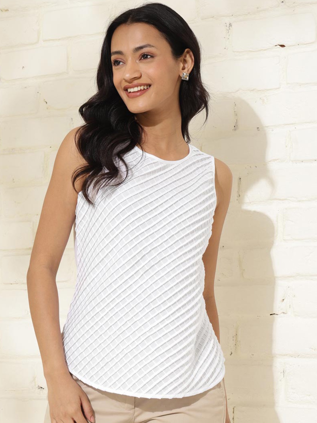 

Fabindia Fashion Self Design Round Neck Sleeveless Top, Off white