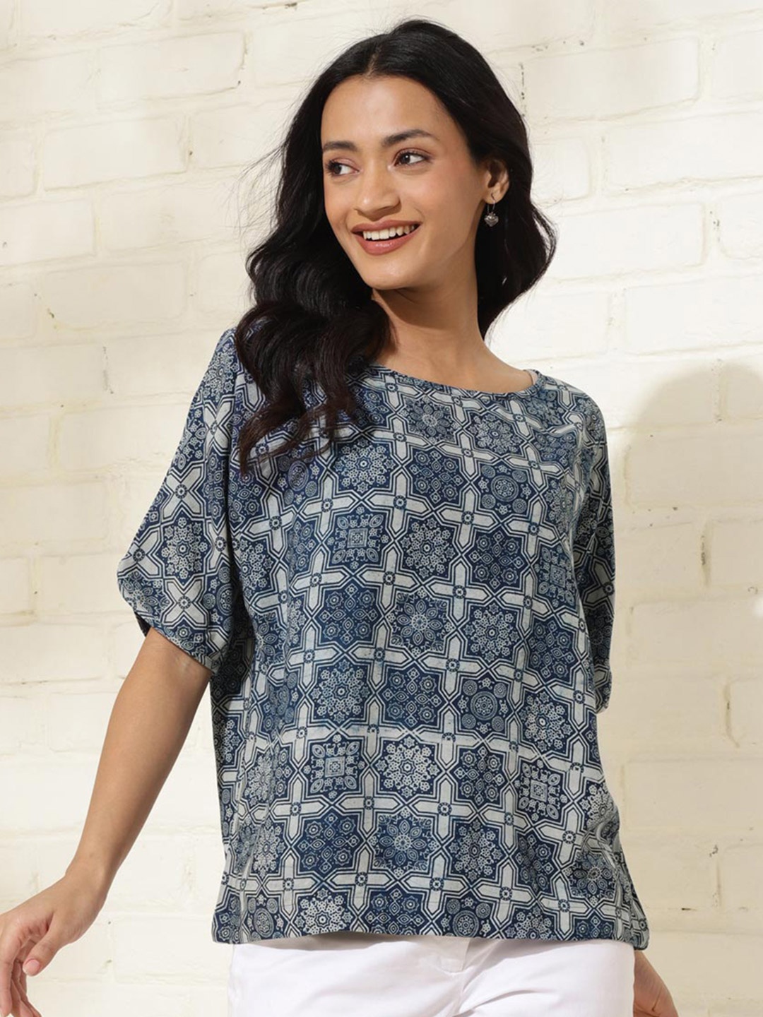 

Fabindia Fashion Geometric Printed Round Neck Top, Blue