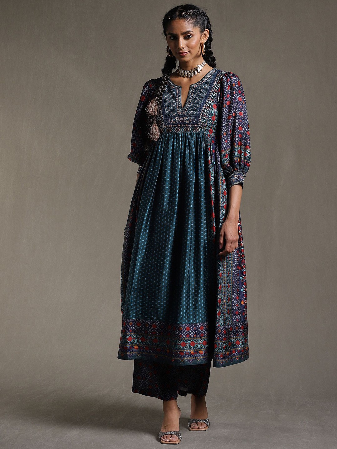 

Ritu Kumar Women Ethnic Motifs Printed Empire Sequinned Kurta with Trousers, Teal