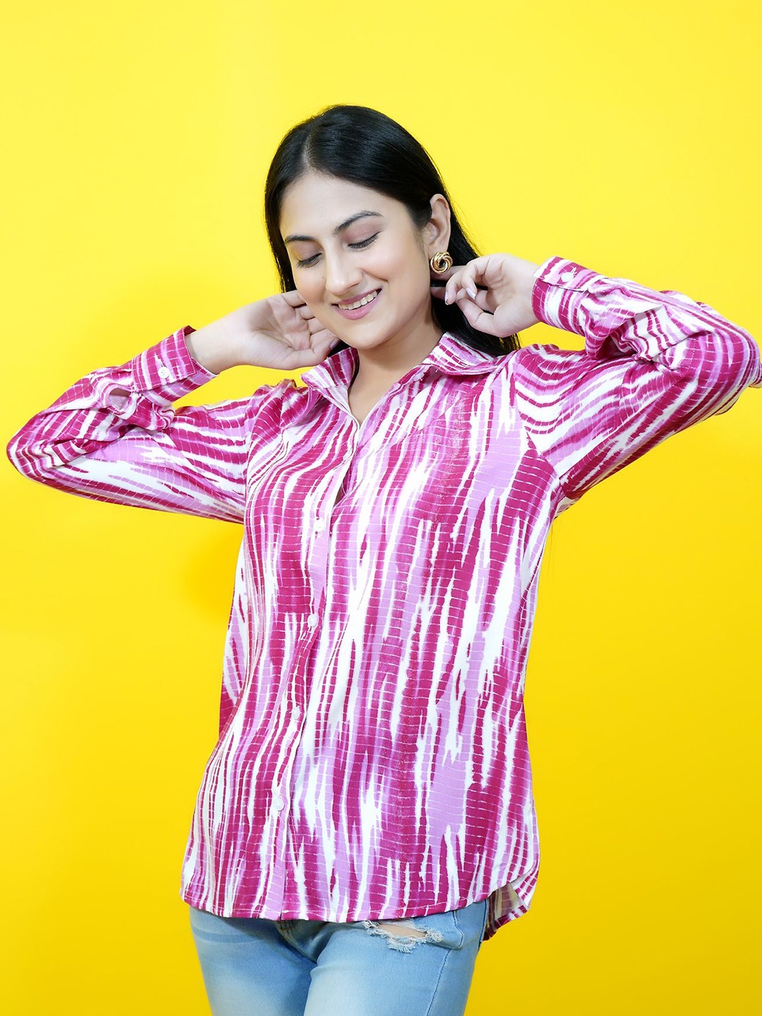 

CRAZEVILLA Women Standard Opaque Striped Casual Shirt, Pink