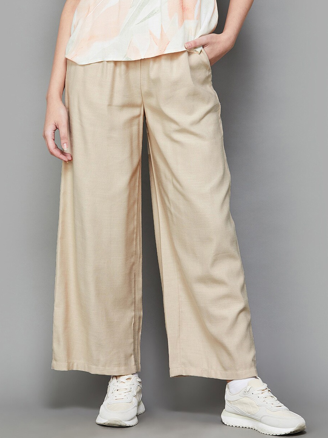 

Fame Forever by Lifestyle Women Trousers, Beige