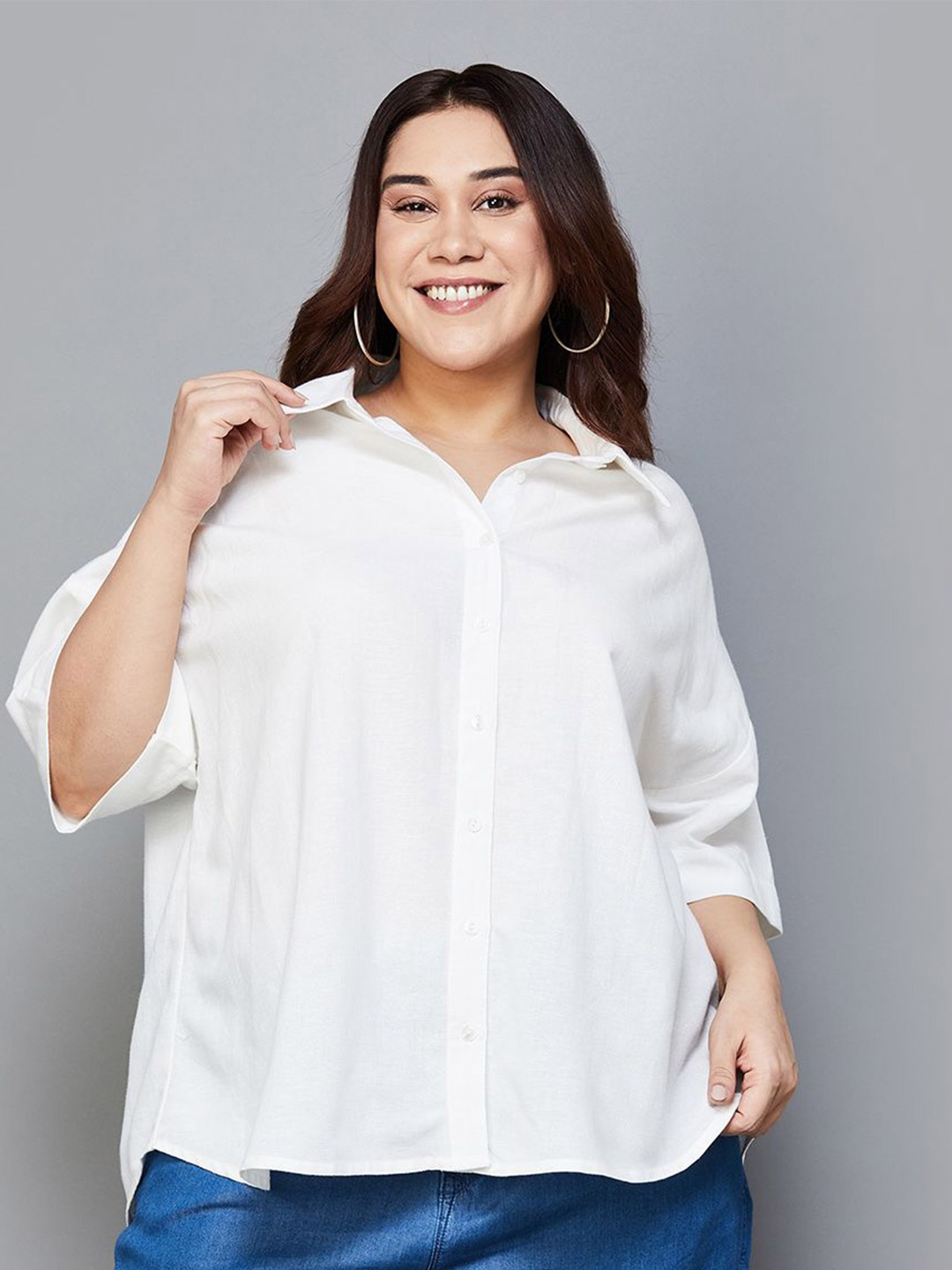 

Nexus by Lifestyle Solid Short Sleeves Shirt Style Top, White