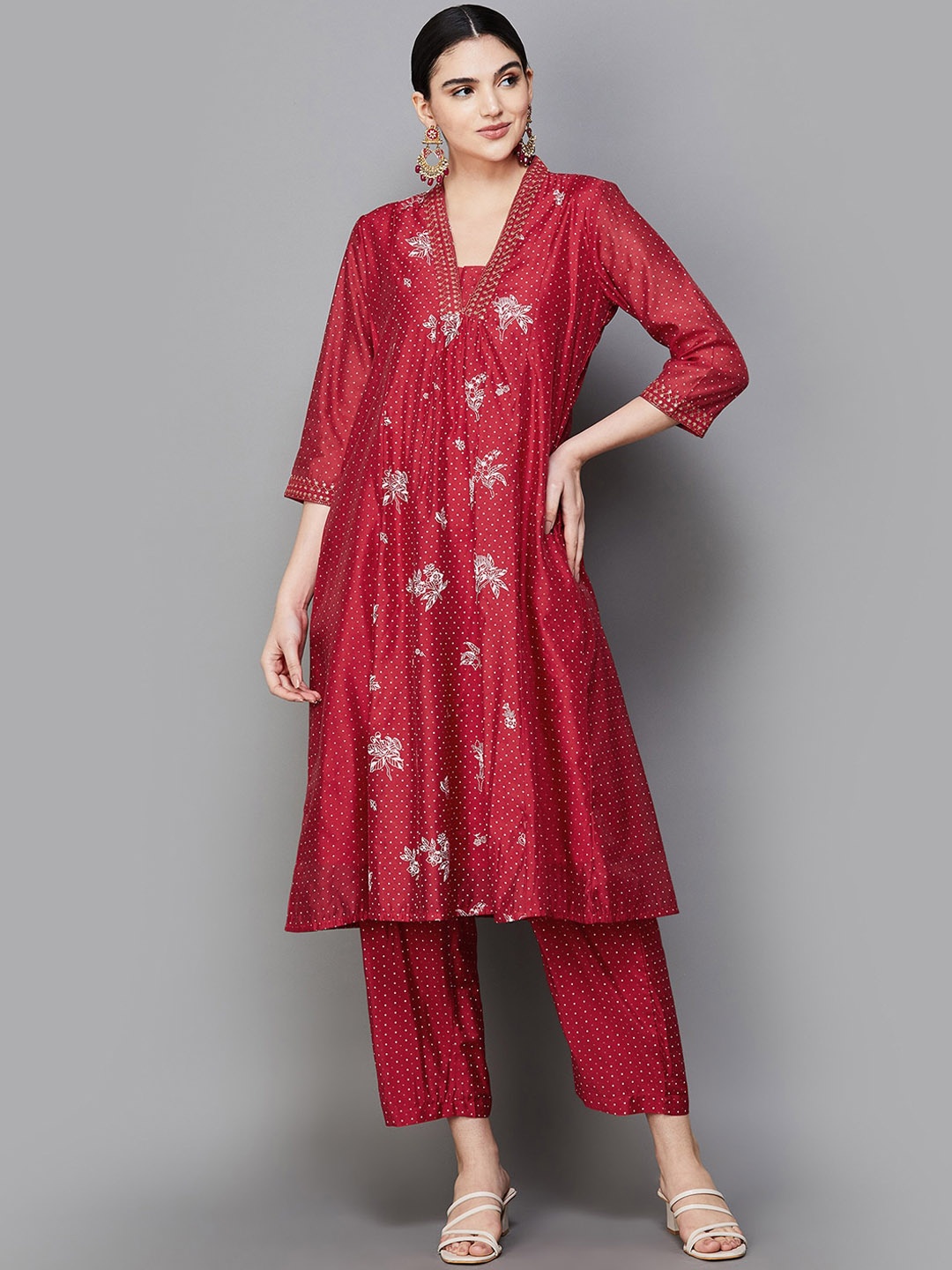 

Melange by Lifestyle Women Ethnic Motifs Printed Pleated Kurta with Pyjamas, Red