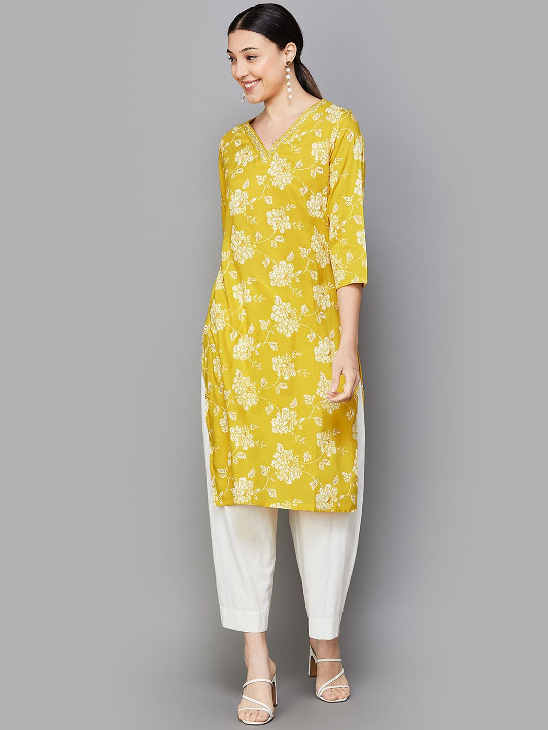 Melange by Lifestyle Women Floral Printed Kurta, Mustard