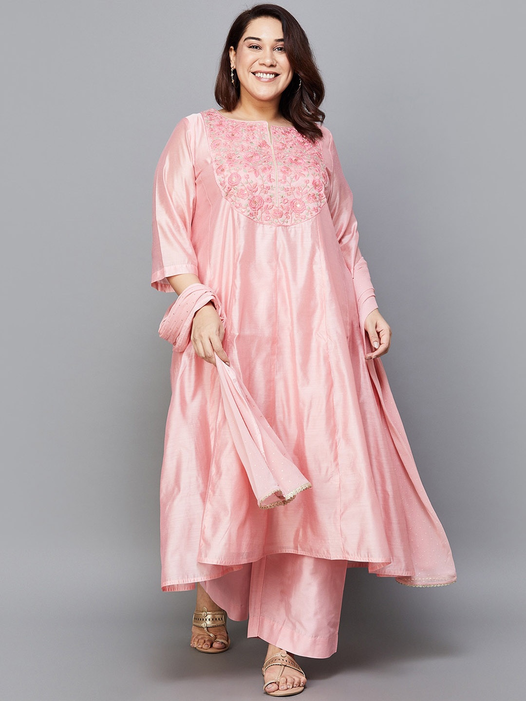 

Moiree by Lifestyle Women Ethnic Motifs Embroidered Kurta with Palazzos & With Dupatta, Pink