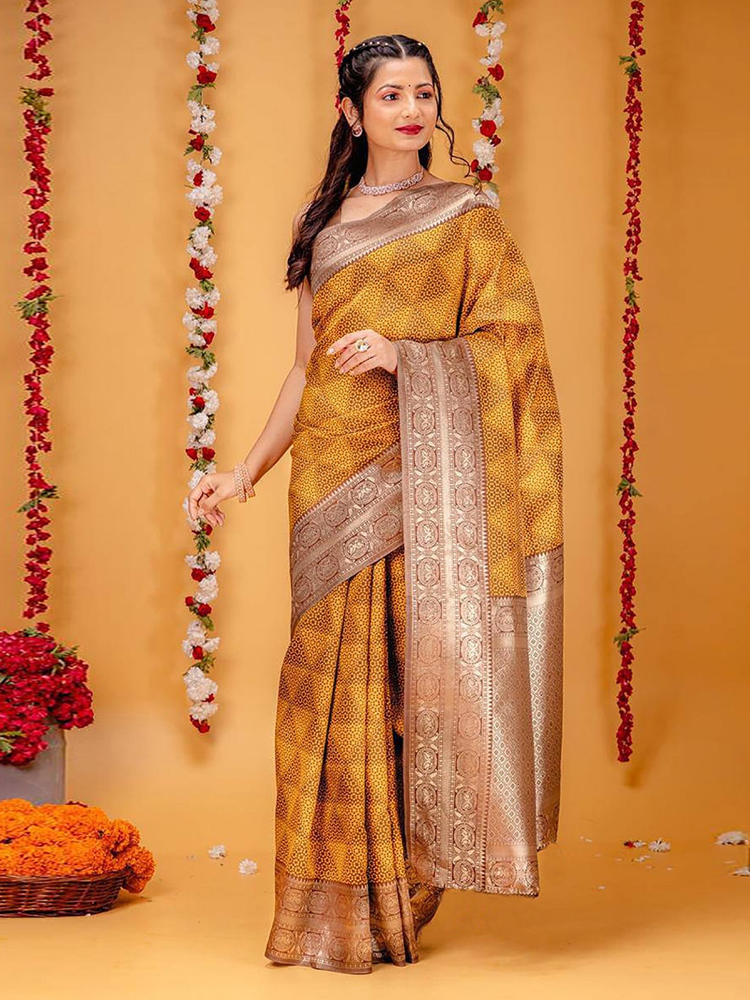 

KALINI Woven Design Zari Silk Blend Banarasi Saree, Yellow