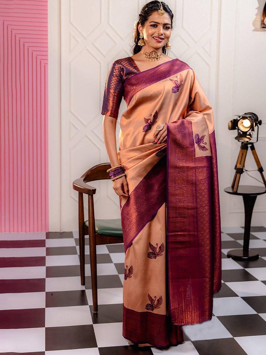 

KALINI Woven Design Silk Blend Banarasi Saree, Pink