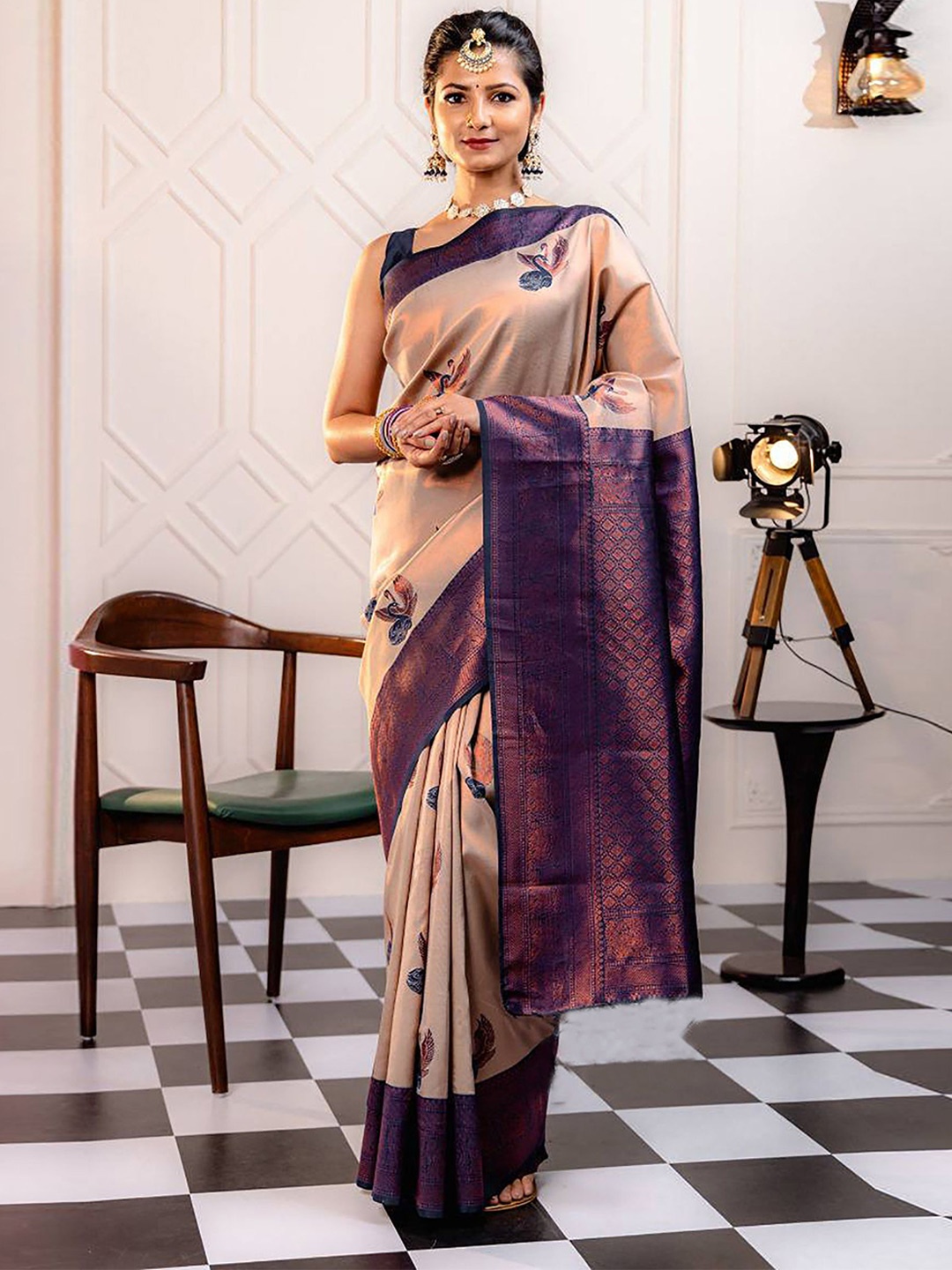 

KALINI Woven Design Zari Silk Blend Banarasi Saree With Blouse Piece, Beige
