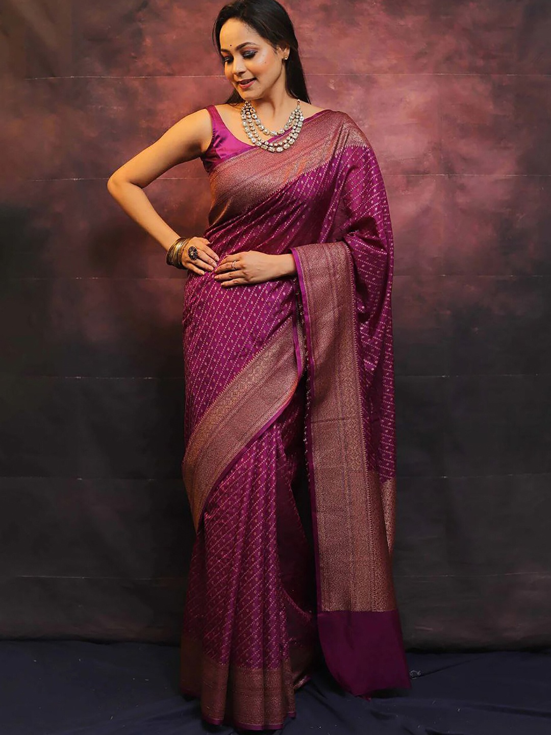 

KALINI Woven Design Zari Silk Blend Banarasi Saree, Pink