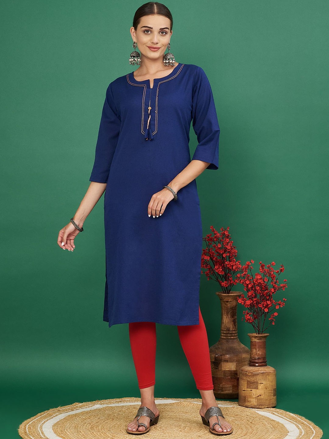 

Vbuyz Women Solid Mandarin Collar regular Sleeves Thread Work Kurti, Blue