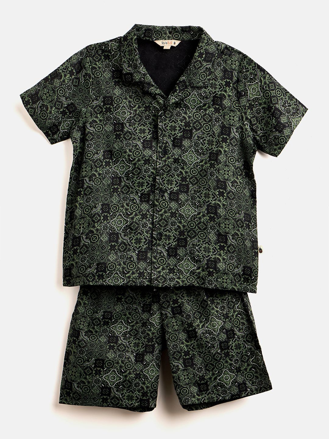 

Stylo Bug Girls Printed Shirt with Shorts, Green