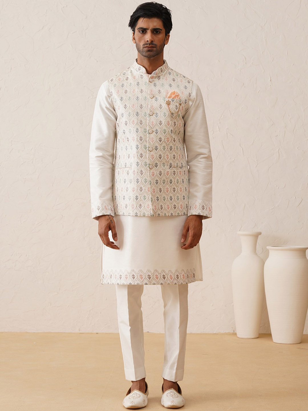 

Denis Parkar Men Embroidered Regular Beads and Stones Kurta with Pyjamas, White