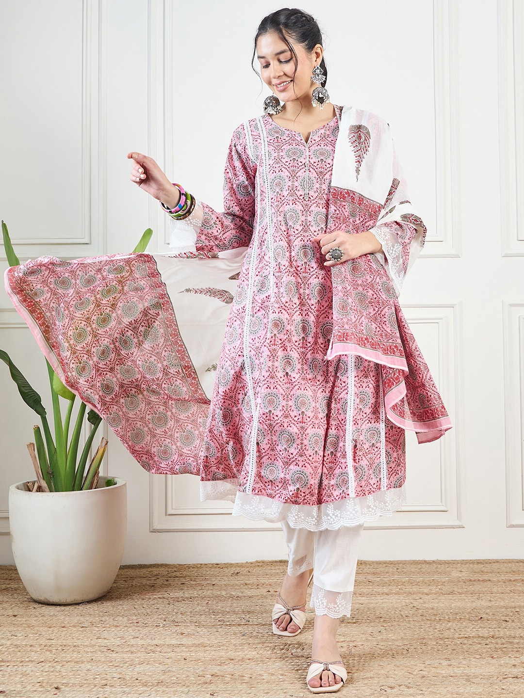 

KALINI Women Floral Printed Pure Cotton Kurta with Trousers & With Dupatta, Blue