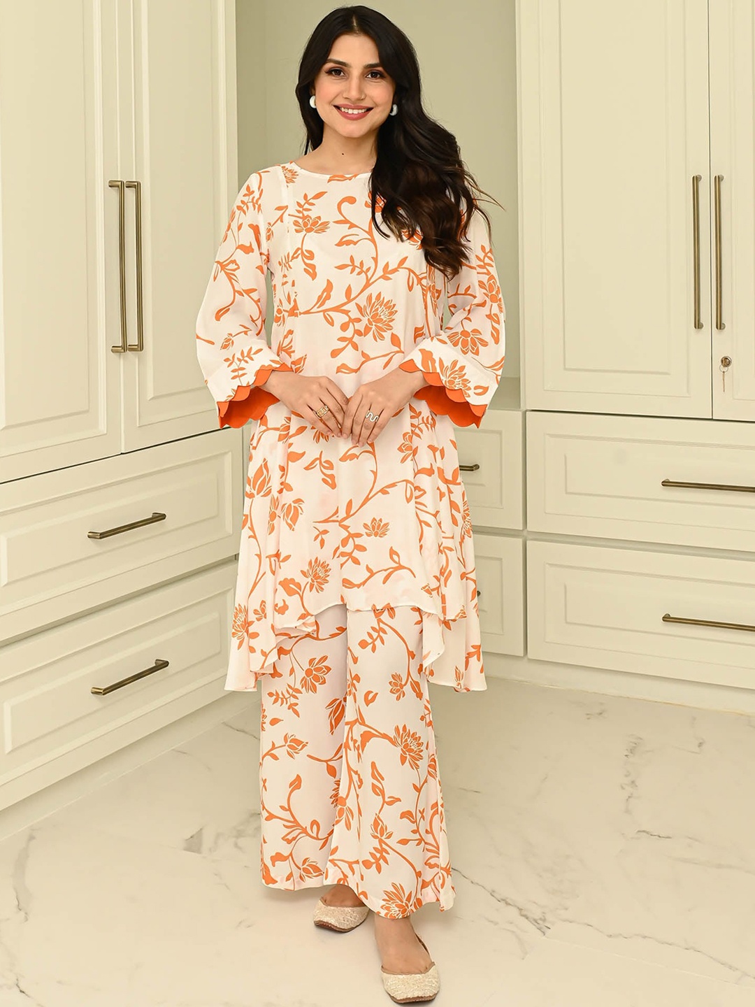 

Bunaai Women Boat Neck Floral Printed Tunic With Palazzos, Cream