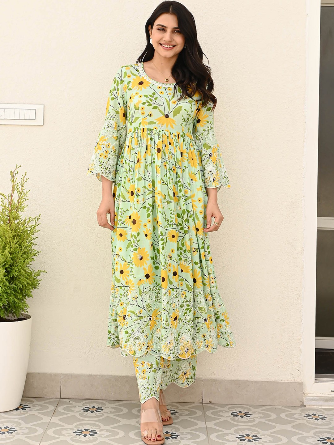 

Bunaai Printed Tunic With Trousers Co-Ords, Green