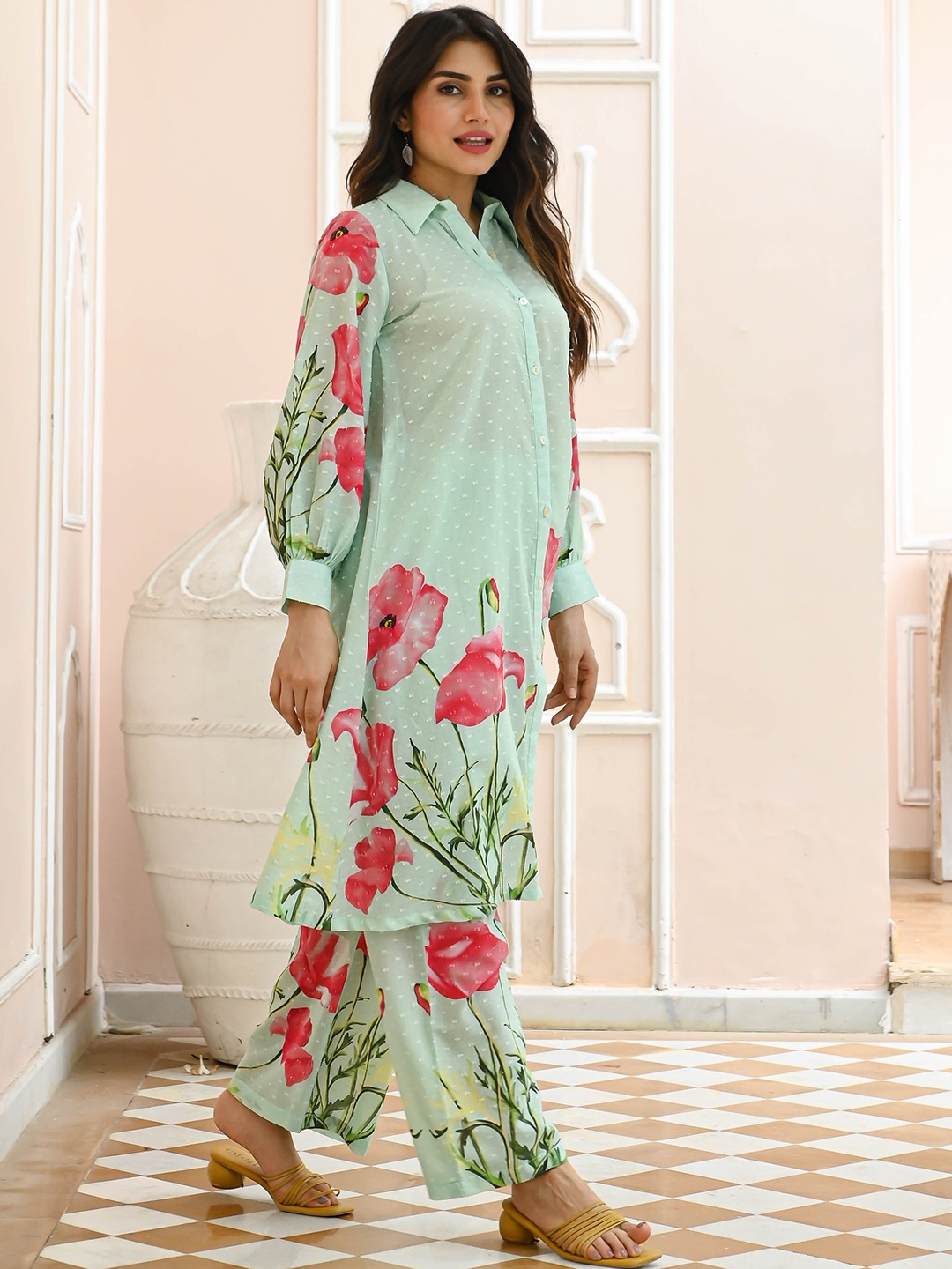 

Bunaai Printed Tunic With Trousers Co-ord Set, Green